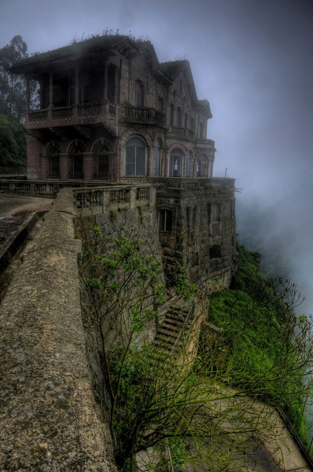 L’Hotel del Salto in Colombia - i posti abbandonati più belli del mondo