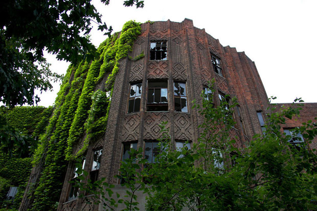 La North Brother Island vicino a New York - i posti abbandonati più belli del mondo 